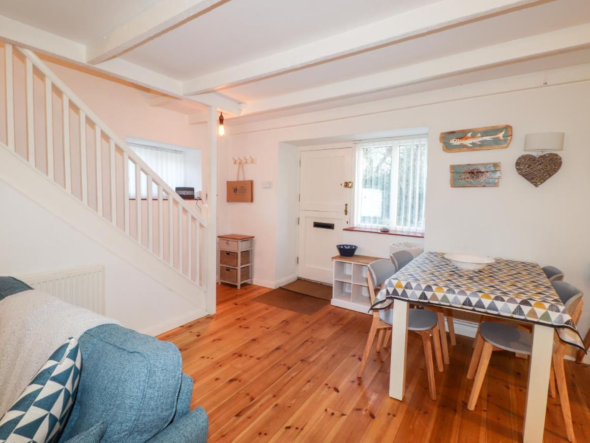Little Barn Cottage Newport  Dış mekan fotoğraf